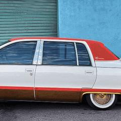 1996 Cadillac Fleetwood lowrider on 13s